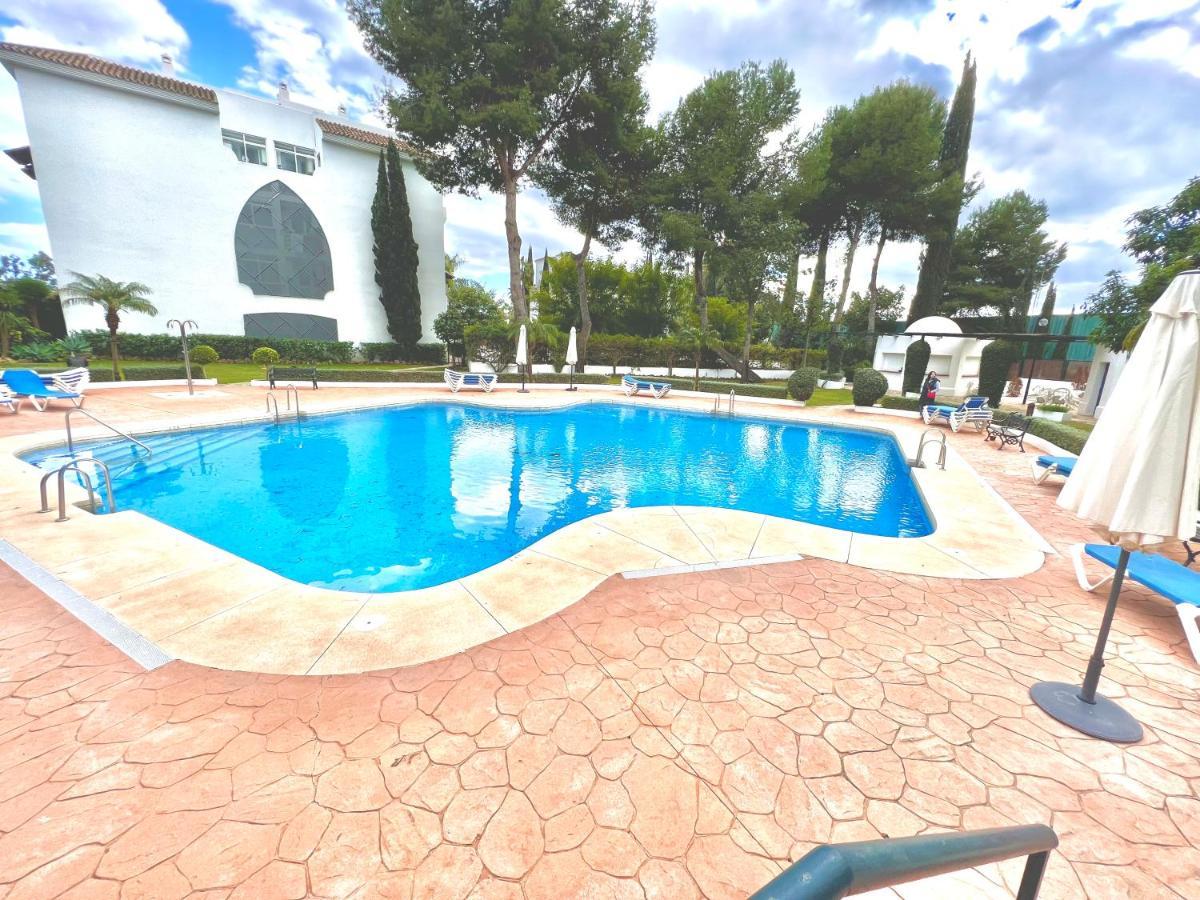 Apartment Albatros In Puerto Banus 150 Meters From The Beach Marbella Luaran gambar